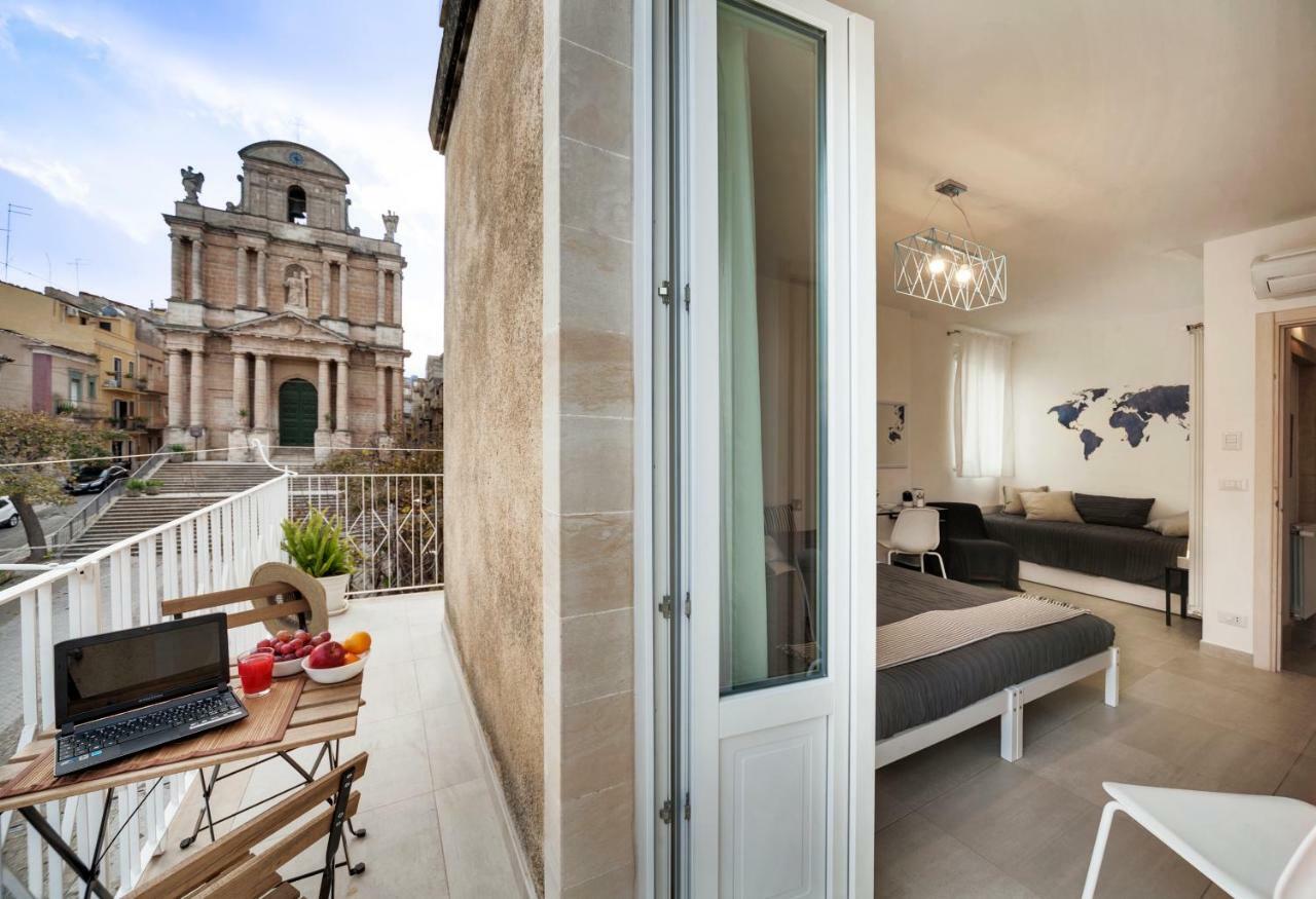 Piazza Salvatore 7, Gocce Di Sicilia ラグーザ エクステリア 写真